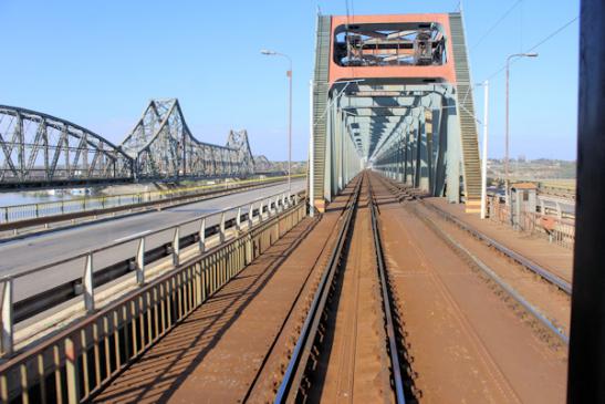 Bahnbrücker über die Donau