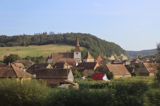 Der Ort Archita (Arkeden) mit ihrer Kirchenhburg