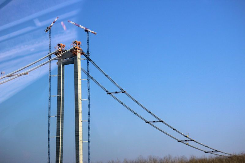 Foto: Brückenbau bei Brăila - Januar 2022 - Der Bau einer neue Brücke über die Donau bei Brăila und Galaţi Brückenbau bei Brăila - Januar 2022