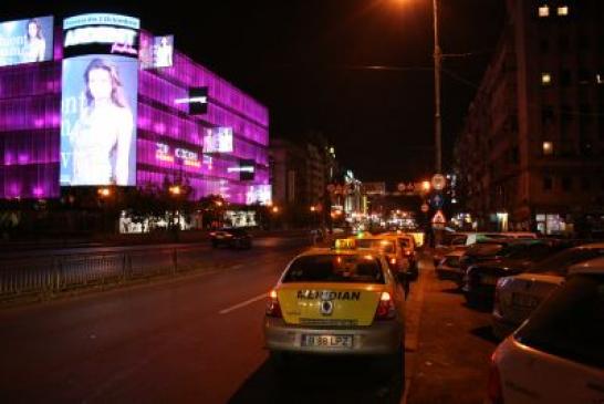 Bukarest bei Nacht