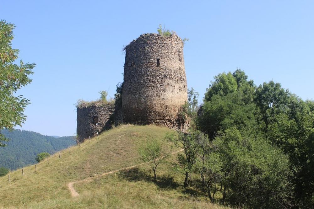 Die Burg Bologa bei Cluj Napoca (Klausenburg) im Sommer 2017