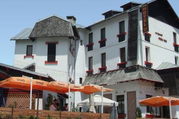 Übernachtung im Hotel Paraul Rece in Busteni