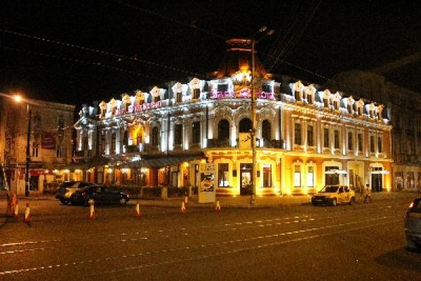 Übernachtung im Hotel Select **** in Iaşi