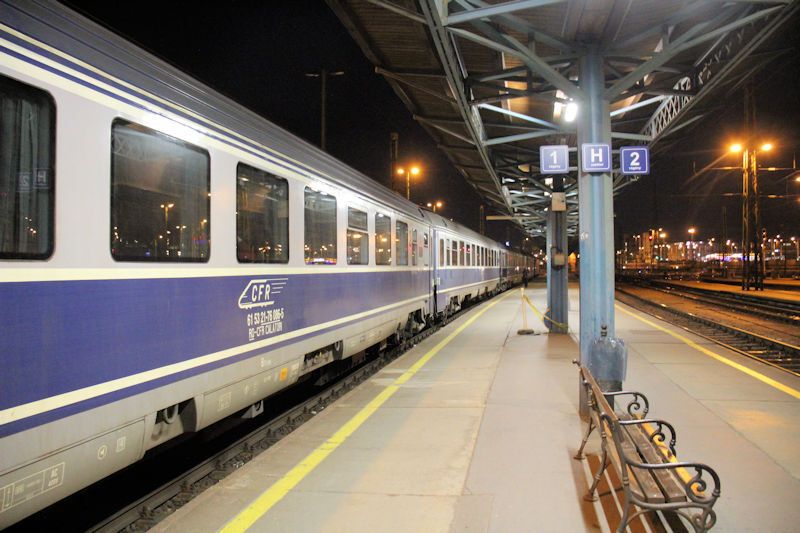 Foto: Nachtzug nach Bukarest im Bahnhof Budapest Keleti