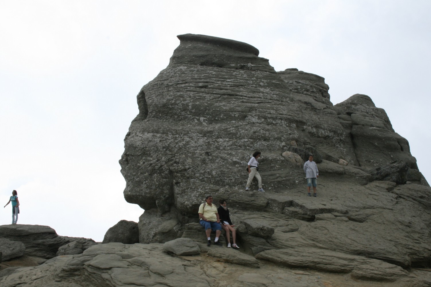 Mitten in den Karpaten: kleiner Kletterfelsen