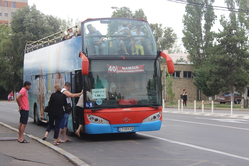 Doppeldeckerbus in Mamia und Constanta