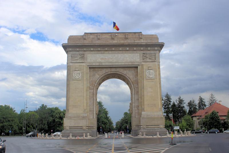 Triumphbogen (Arcul de Triumf) in Bukarest - in der rumänischen Hauptstadt