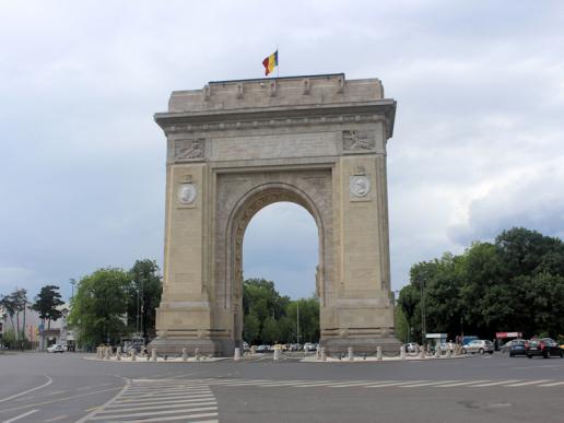 Urlaub in Bukarest: Der Triumphbogen (Arcul de Triumf) in Bukarest 