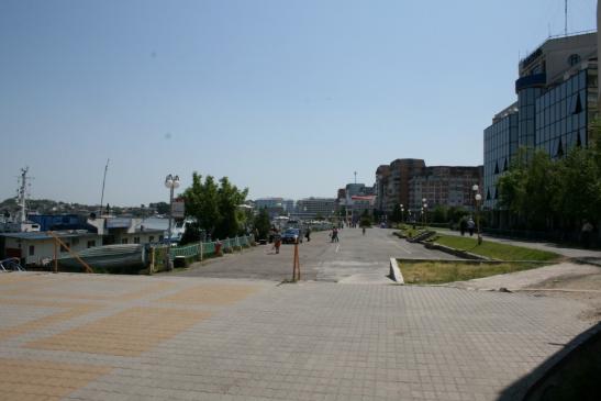 Urlaub in Tulcea - Foto: Blick auf die Uferpromenade in Tulcea