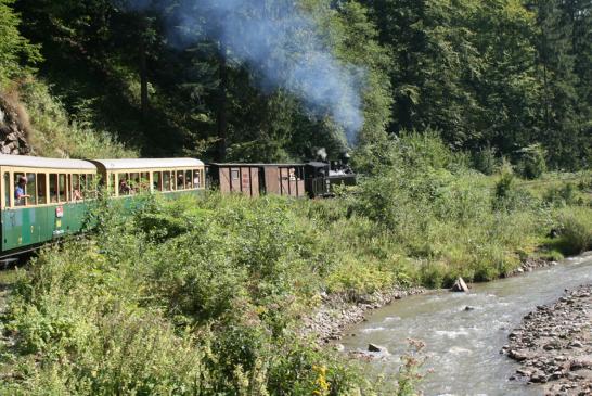 Urlaub in Rumänien: Fahrt mit der Wassertalbahn